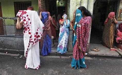 sex workers from maharashtra s ahmednagar donate ₹21 000 to kerala s flood victims