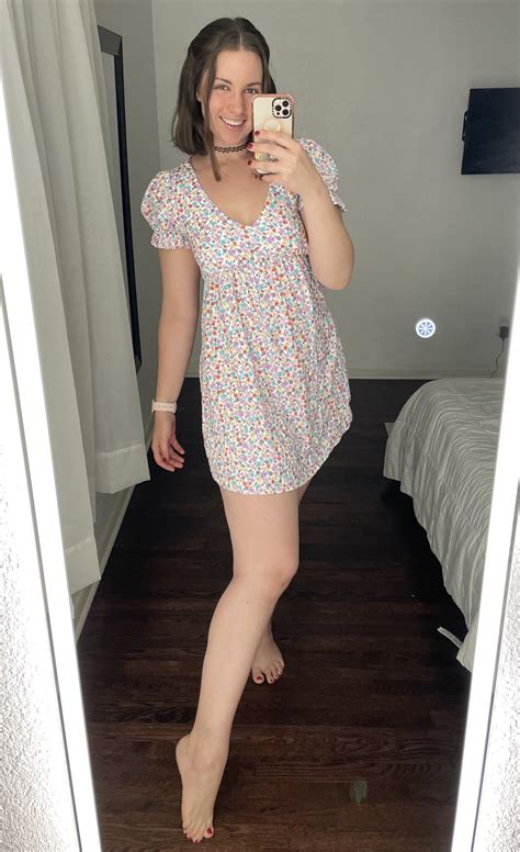 Over 18 And Feeling Cute In This Dress Selfies