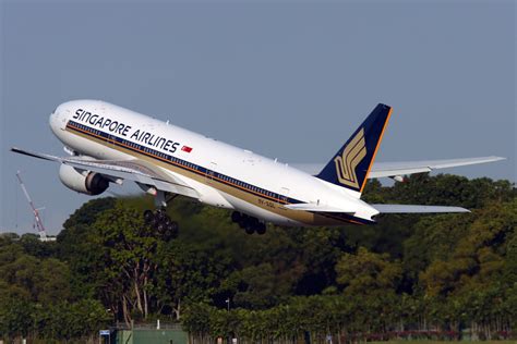 Sq006 departed with 3 pilots, 17 cabin crewmembers, and 159. Singapore Airlines to Start Jakarta - Sydney Flights ...