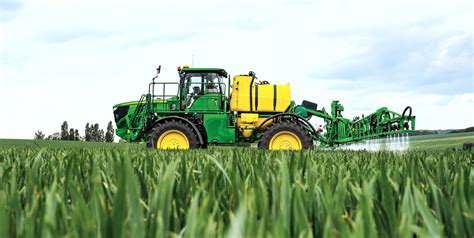 1000 Self Propelled And 10000 Trailed Sprayers From Deeres Dutch Factory Agrilandie