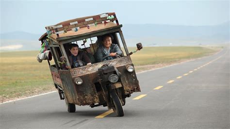 Skiptrace Trailer 1 2016 Review Jackie Chan Johnny Knoxville