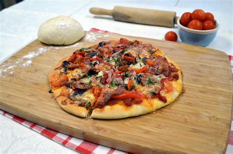Homemade Italian Pizza | Recipe for home | Simple Recipe