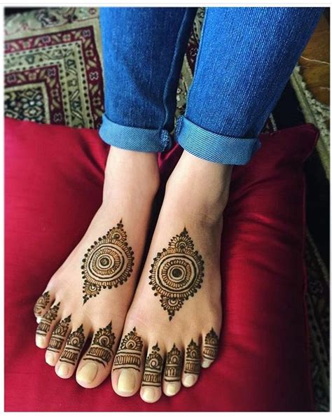 Easy Mehndi Designs For Feet For Beginners