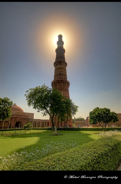 Qutub Minar New Delhi The Qutb Minar Also Spelled Qutab O Flickr