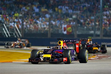 Formula 1 Hamilton Wins Singapore Gp And Takes Over Championship Lead