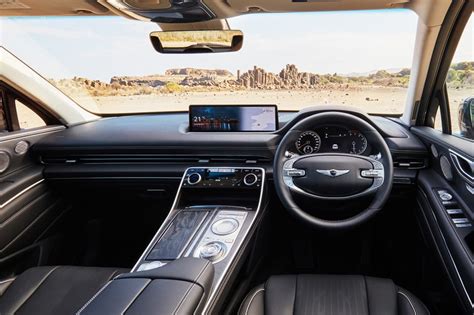 The 2021 genesis gv80 gets a comparable interior space to its competition. Genesis GV80 Australia, Review, Interior, Colours, For ...