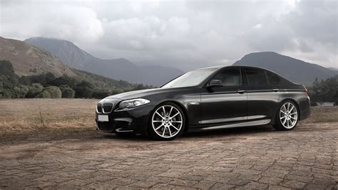 2048x1156 Bmw 5 Black Side View F10 Wallpaper Coolwallpapersme