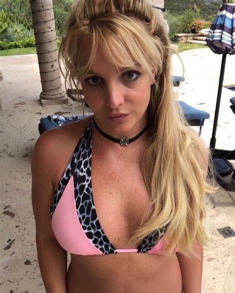 Britney Spears Crushes Instagram Showing Off Her Incredibly Ripped Bikini Body