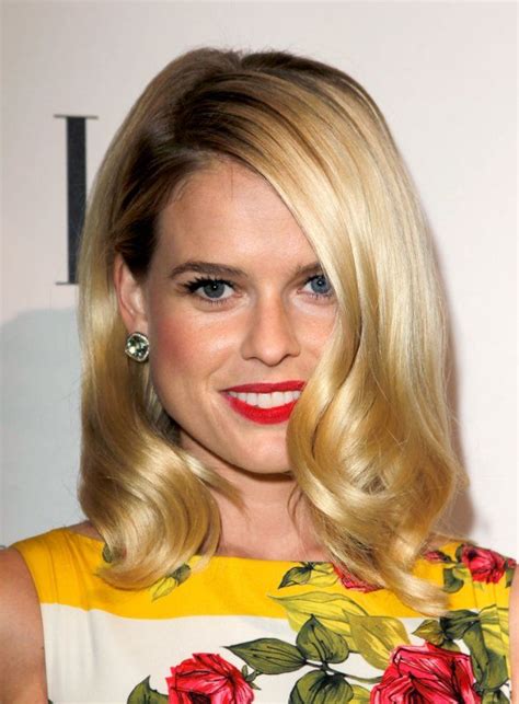 Pictures And Photos Of Alice Eve Alice Eve Hot Famous Blondes Blonde Actresses