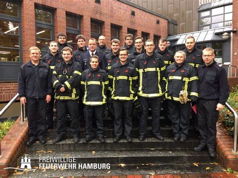 Neue Gruppenführer Für Hamburg Freiwillige Feuerwehr Hamburg
