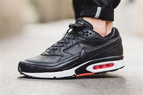 If you're under 30, you've known the air max. Nike Air Max BW Premium Black Leather