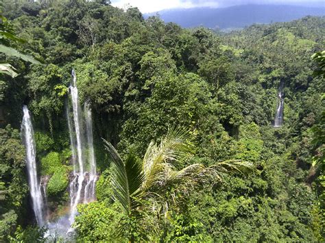 Sekumpul Waterfall To Treat Your Eyes And Soul In Bali