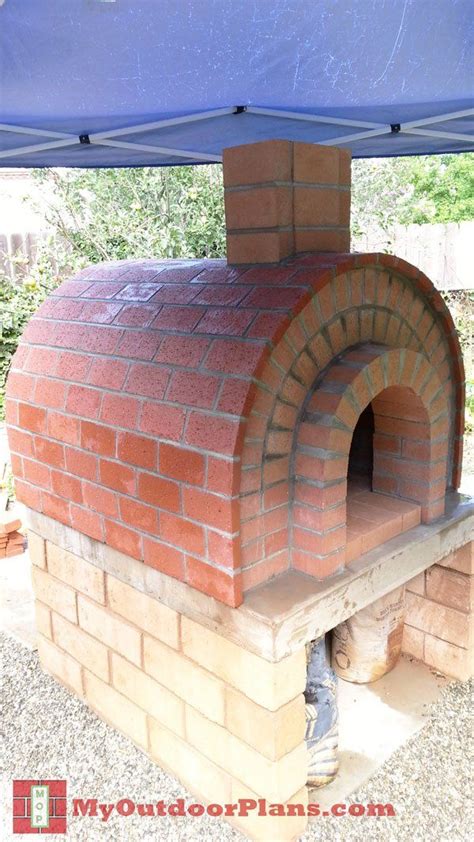 Besser brick (400x200) base 3 ½ deep, 3 wide, 5 high. DIY Brick Pizza Oven | MyOutdoorPlans | Free Woodworking ...