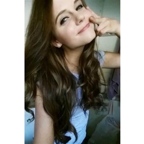 Tiffany Alvord Cute Photos Pics Sexy Youtubers