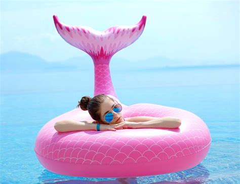 Jasonwell Giant Inflatable Mermaid Tail Pool Float With