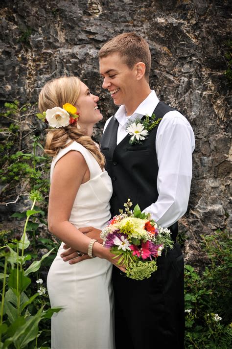 We did not find results for: Beautiful Outdoor Wedding Photo shoot