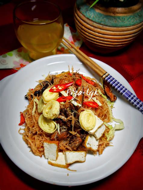 See more of menu sarapan pagi on facebook. BIHUN GORENG SARDIN - Menu sarapan ringkas | Fiza's Cooking
