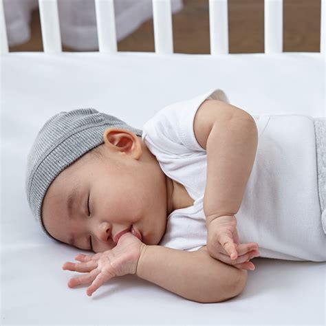 Visit a cardi's showroom to find the memory foam mattress of your dreams! Save 15% on Sealy Cool Gel Crib Mattresses | SealyBaby.com