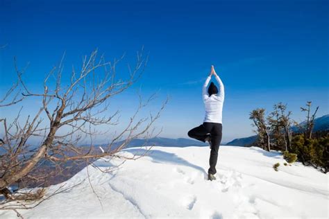 Winter Yoga Session In Beautiful Mountain Place Stock Image Everypixel