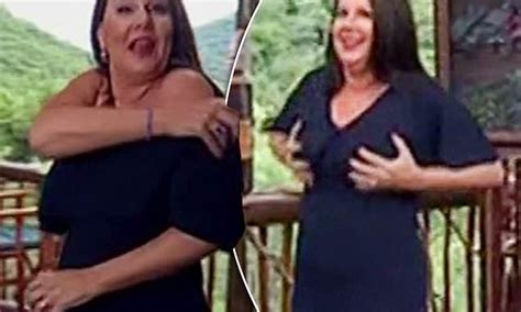 Im A Celebrity Host Julia Morris Strips Off Her Dress And Grabs Her