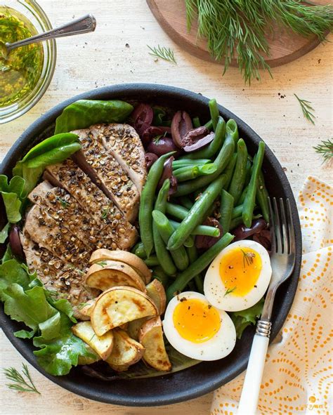 Seared Albacore Tuna Steaks With Green Beans And Soft Cooked Eggs