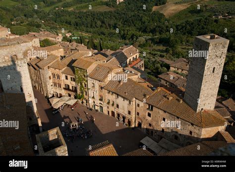 medieval towers from xiii century torri degli ardinghelli and torre dei becci on piazza della