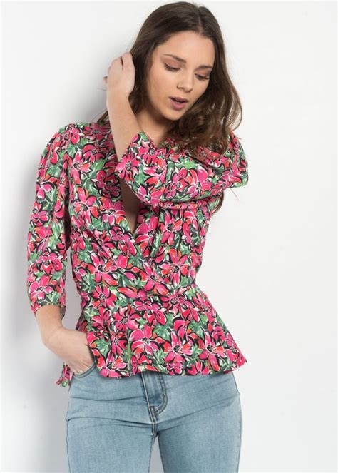 5 Camisas De Flores Para Alegrar La Primavera Mavitrapos En 2020