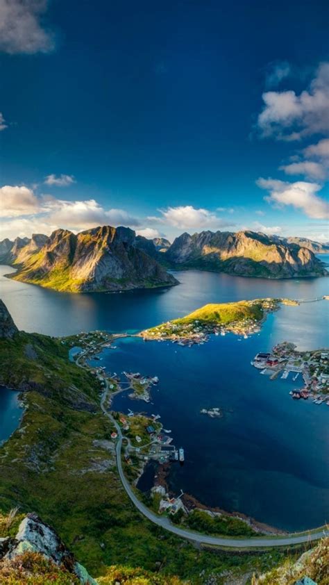 Reinebringen Viewpoint Lofoten Norway 4k Ultrahd