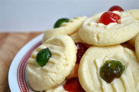 Rice flour, corn flour (cornstarch), semolina can replace some of the flour to change the texture. Canada Cornstarch Shortbread | Cooking and baking ...