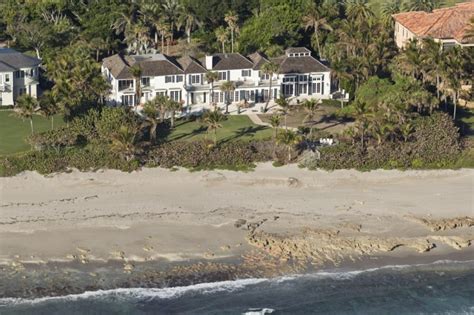 Tiger Woods Ex Wife Elin Nordegren Buys New Home For Million