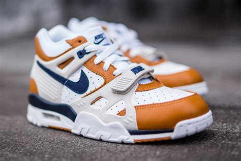 Chaussures Nike Air Trainer 3