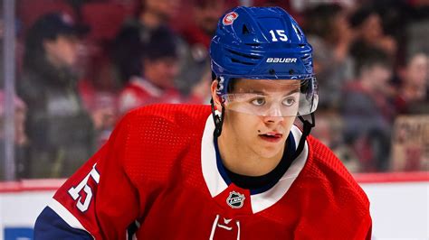 Canadiens submit qualifying offers to six players. Jesperi Kotkaniemi sai joukkuetovereiltaan erikoisen ...