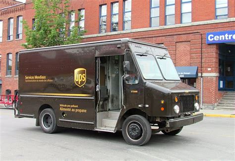 Theyre Not Supposed To Grow Beards And 5 Other Secrets Of Ups Drivers