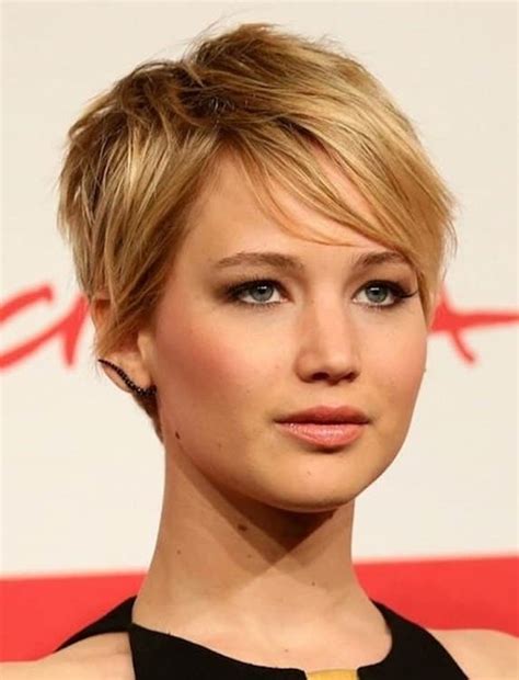 60 Ideal Pixie Cuts For Women With Round Face [2022]