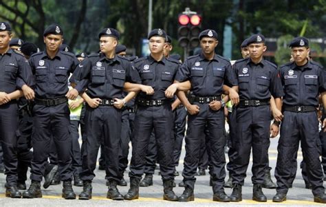 13282147 uniform building by laws. Wahh so many Msian police uniforms! How to tell them apart?