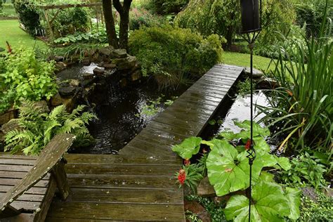 Learn how to repair concrete steps then reface them with new stone. DIY Pond Liner Installation with RPE