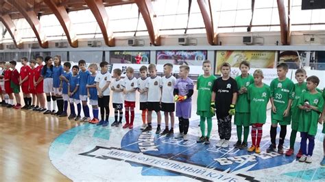 В ежегодном турнире по мини футболу встретились 11 школьных команд