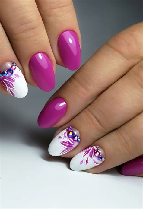 76 Pretty And Delicate Floral Nail Designs Page 73 Of 76 Lily