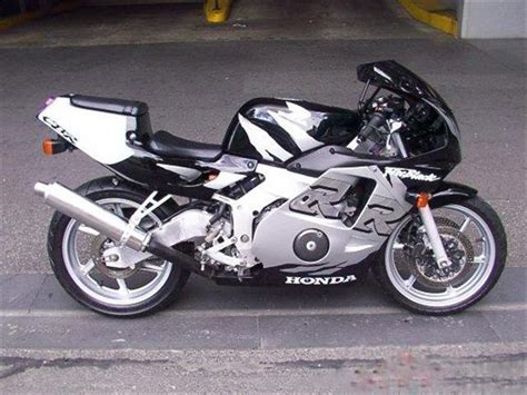 ↑ honda.co.jp/news/1994/2940621b.html | cbr250rr | 燃料消費率(km/l). Kind of The HONDA CBR 250 cc & Engine of kawasaki Ninja ...