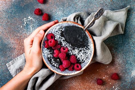 We can eat up to 40 pieces, which should correspond to the designated dose. How Many Calories Should You Eat a Day? | The Healthy