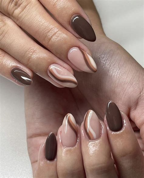 Cute Fall Nail Design Using Browns And Nude Polish Squoval Nails Beige
