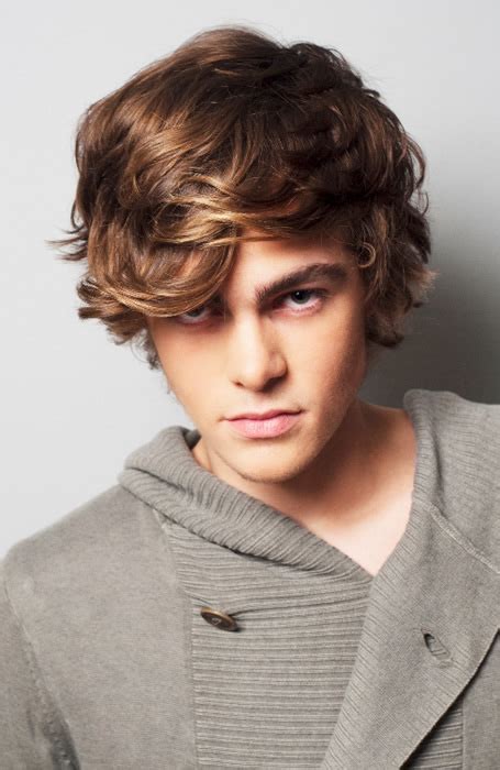 13 Wavy Hairstyles For Men Mens Craze