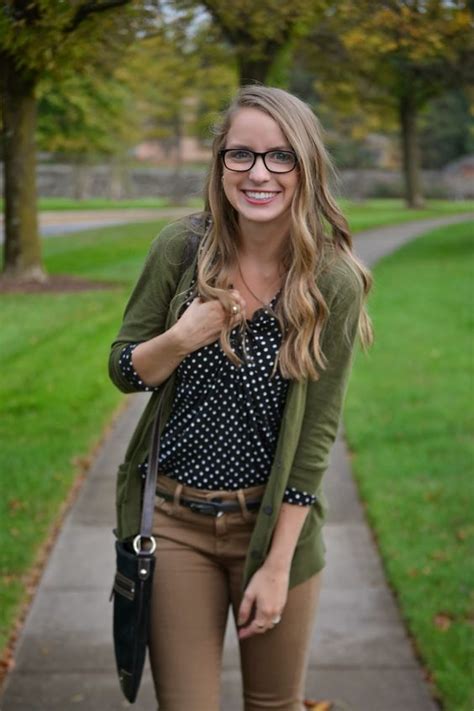 50 Stylish Back To School Outfits For Teachers You Will Love Mco