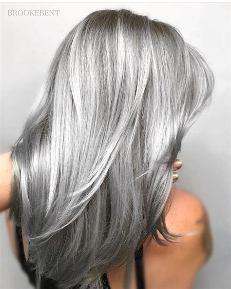 Super Sexy Silver Gray Hair Hairdare Silvercrowni N S T A G R A M Manarelsayed P I N T E R