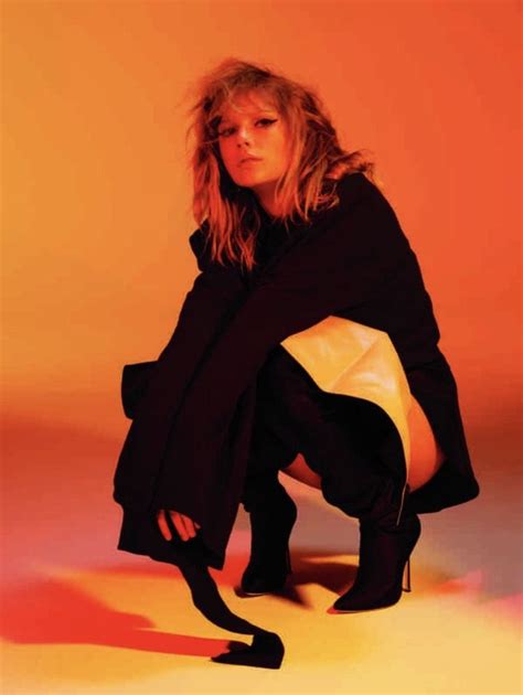 January 2020 issue, photoshoot by craig mcdean, styling by edward enninful. Taylor Swift photoshoot for new album: Reputation (2017 ...