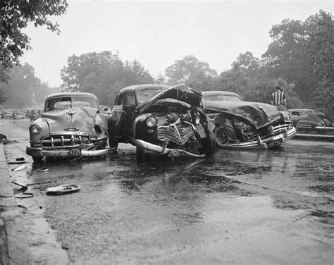 Car Accidents From The Past 44 Photos Klykercom