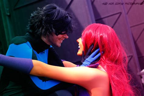 starfire and nightwing cosplay