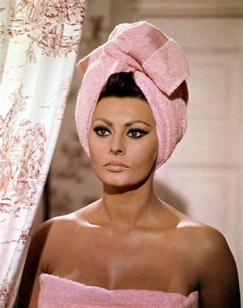 ➳ celebrating sophia loren (i am not sophia loren and there is no affiliation!) no infringement intended. 70+ Hot Pictures Of Sophia Loren Which Will Make You ...