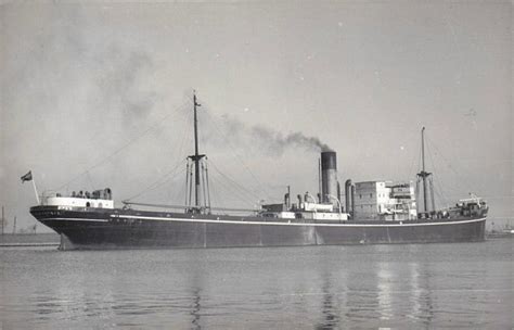 From wikimedia commons, the free media repository. Crewlist from Vojvoda Putnik (Yugoslavian steam merchant ...