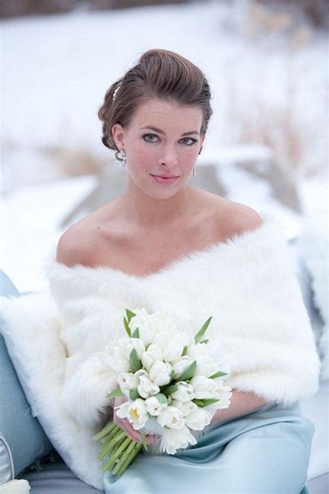 55 Stylish And Comfy Wraps And Coats For Winter Brides